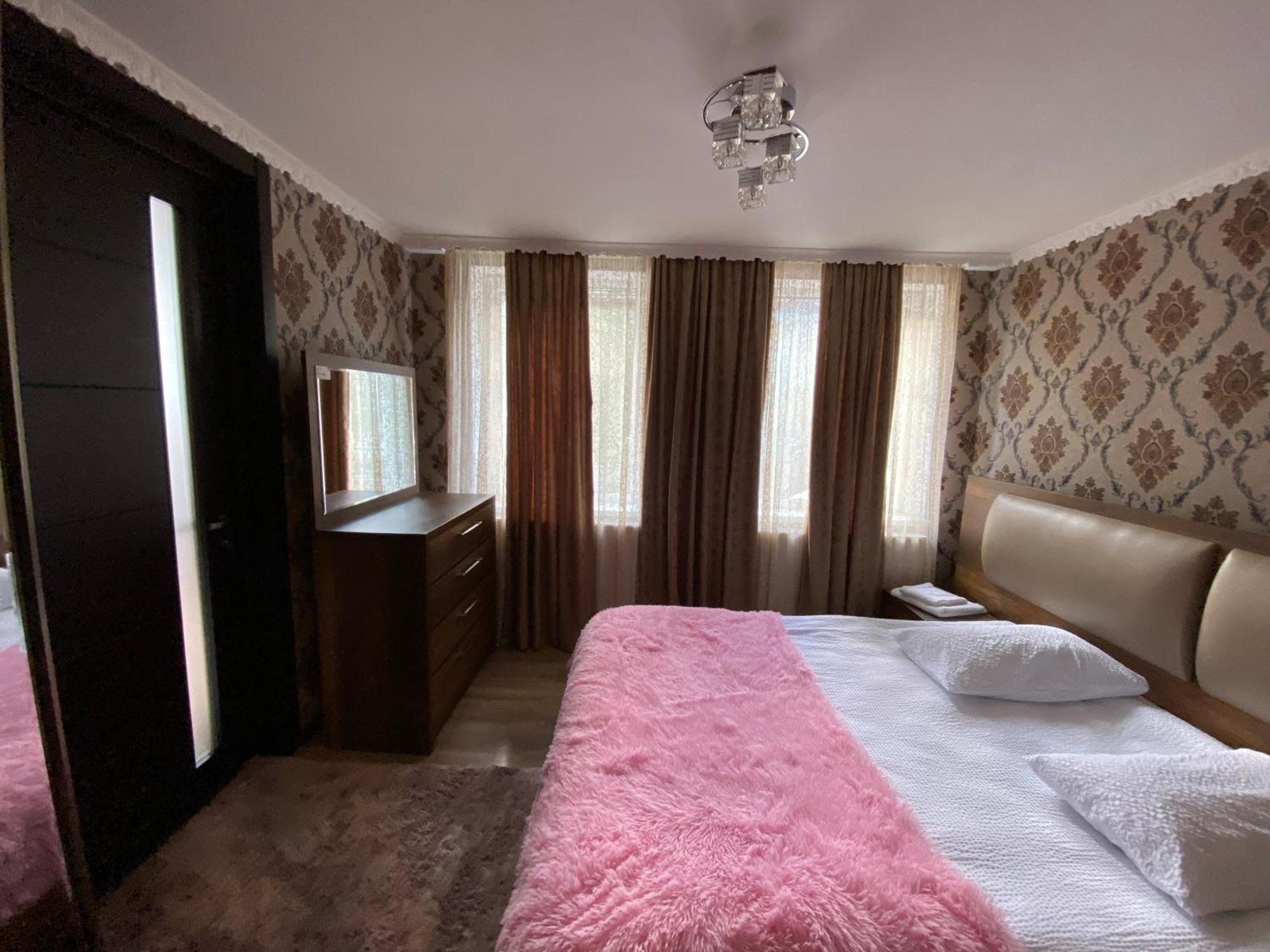 Guest House Misho Kazbegi Bagian luar foto