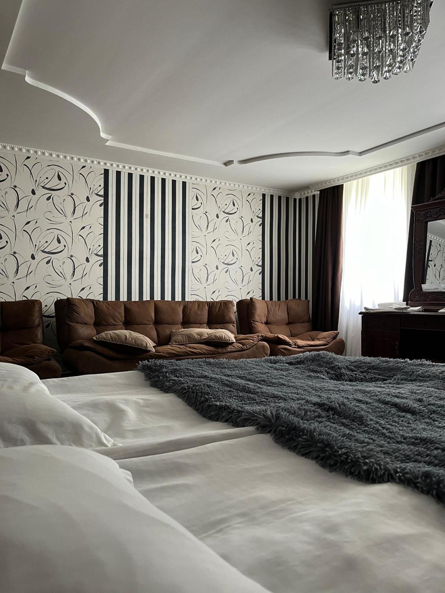 Guest House Misho Kazbegi Bagian luar foto