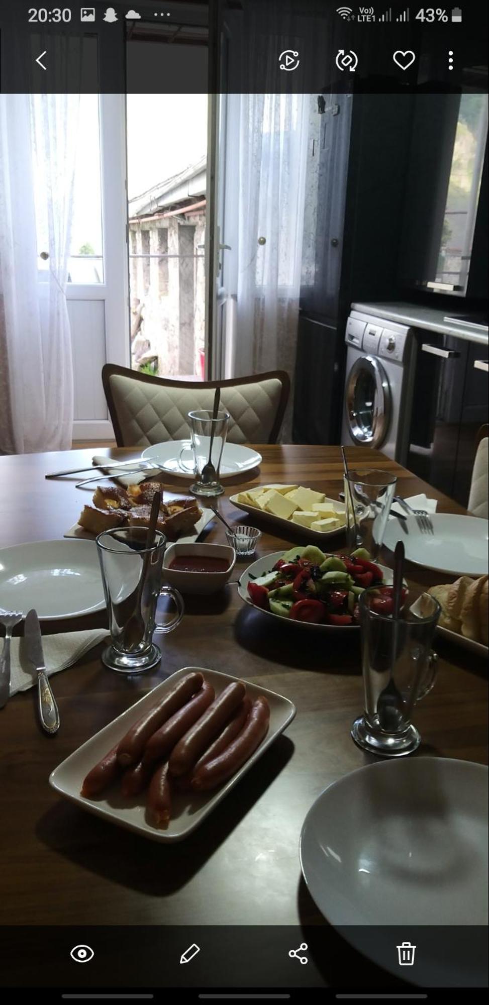 Guest House Misho Kazbegi Bagian luar foto